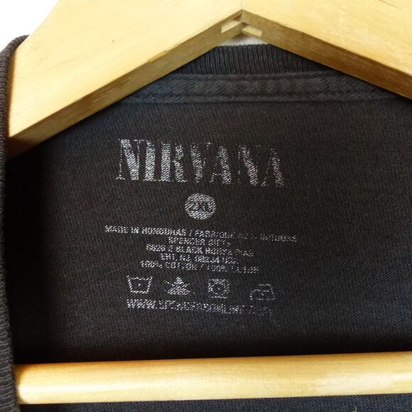 Nirvana T-Shirt In Utero Album Men XL Black Colorful Angel Rock Band Grunge - Picture 11 of 11